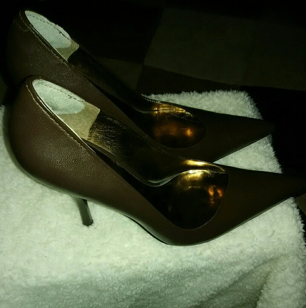 High heels - Picture 3 of 4